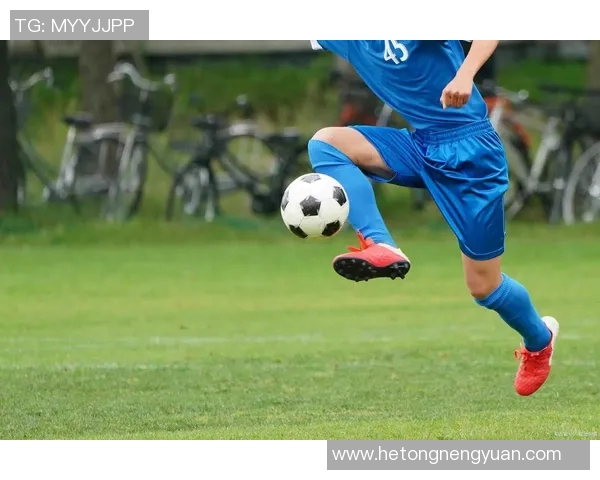 足球明星的传奇之路如何激励我们追逐梦想与激情